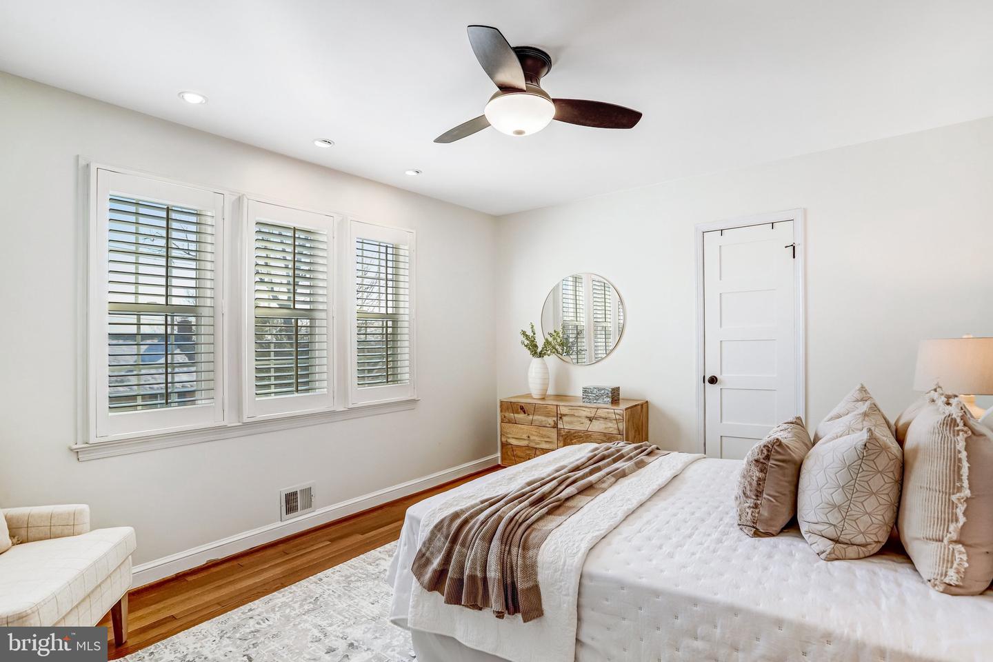 2708 SYCAMORE ST, ALEXANDRIA, Virginia 22305, 2 Bedrooms Bedrooms, ,2 BathroomsBathrooms,Residential,For sale,2708 SYCAMORE ST,VAAX2052128 MLS # VAAX2052128 2708 SYCAMORE ST, ALEXANDRIA, Virginia 22305, 2 Bedrooms Bedrooms, ,2 BathroomsBathrooms,Residential,For sale,2708 SYCAMORE ST,VAAX2052128 MLS # VAAX2052128