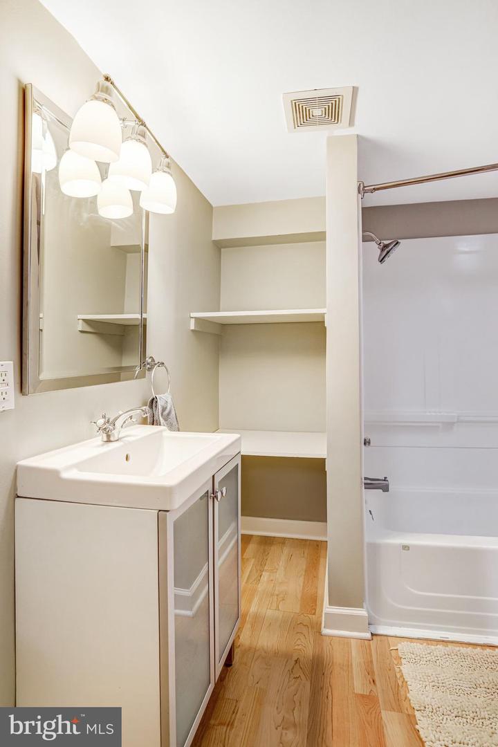 2708 SYCAMORE ST, ALEXANDRIA, Virginia 22305, 2 Bedrooms Bedrooms, ,2 BathroomsBathrooms,Residential,For sale,2708 SYCAMORE ST,VAAX2052128 MLS # VAAX2052128 2708 SYCAMORE ST, ALEXANDRIA, Virginia 22305, 2 Bedrooms Bedrooms, ,2 BathroomsBathrooms,Residential,For sale,2708 SYCAMORE ST,VAAX2052128 MLS # VAAX2052128