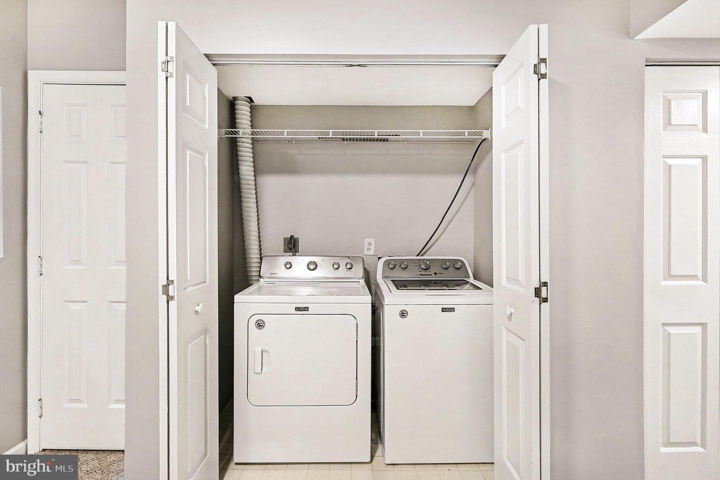 122 E GLEBE RD, ALEXANDRIA, Virginia 22305, 3 Bedrooms Bedrooms, 11 Rooms Rooms,3 BathroomsBathrooms,Residential,For sale,122 E GLEBE RD,VAAX2052250 MLS # VAAX2052250