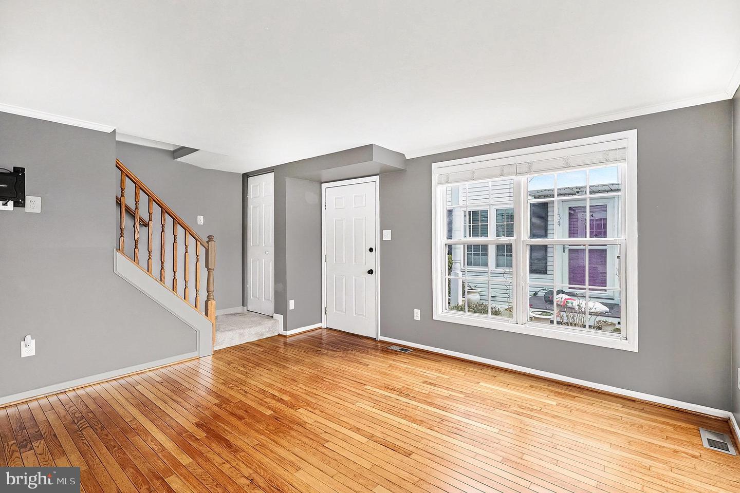 122 E GLEBE RD, ALEXANDRIA, Virginia 22305, 3 Bedrooms Bedrooms, 11 Rooms Rooms,3 BathroomsBathrooms,Residential,For sale,122 E GLEBE RD,VAAX2052250 MLS # VAAX2052250