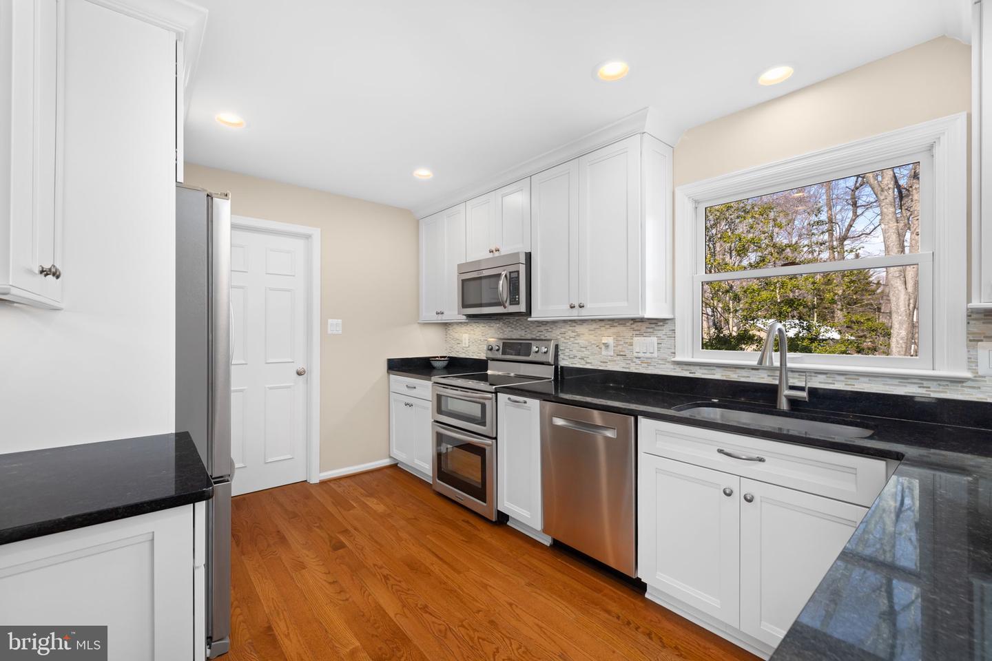 9616 OAKINGTON DR, FAIRFAX STATION, Virginia 22039, 4 Bedrooms Bedrooms, ,3 BathroomsBathrooms,Residential,For sale,9616 OAKINGTON DR,VAFX2282284 MLS # VAFX2282284