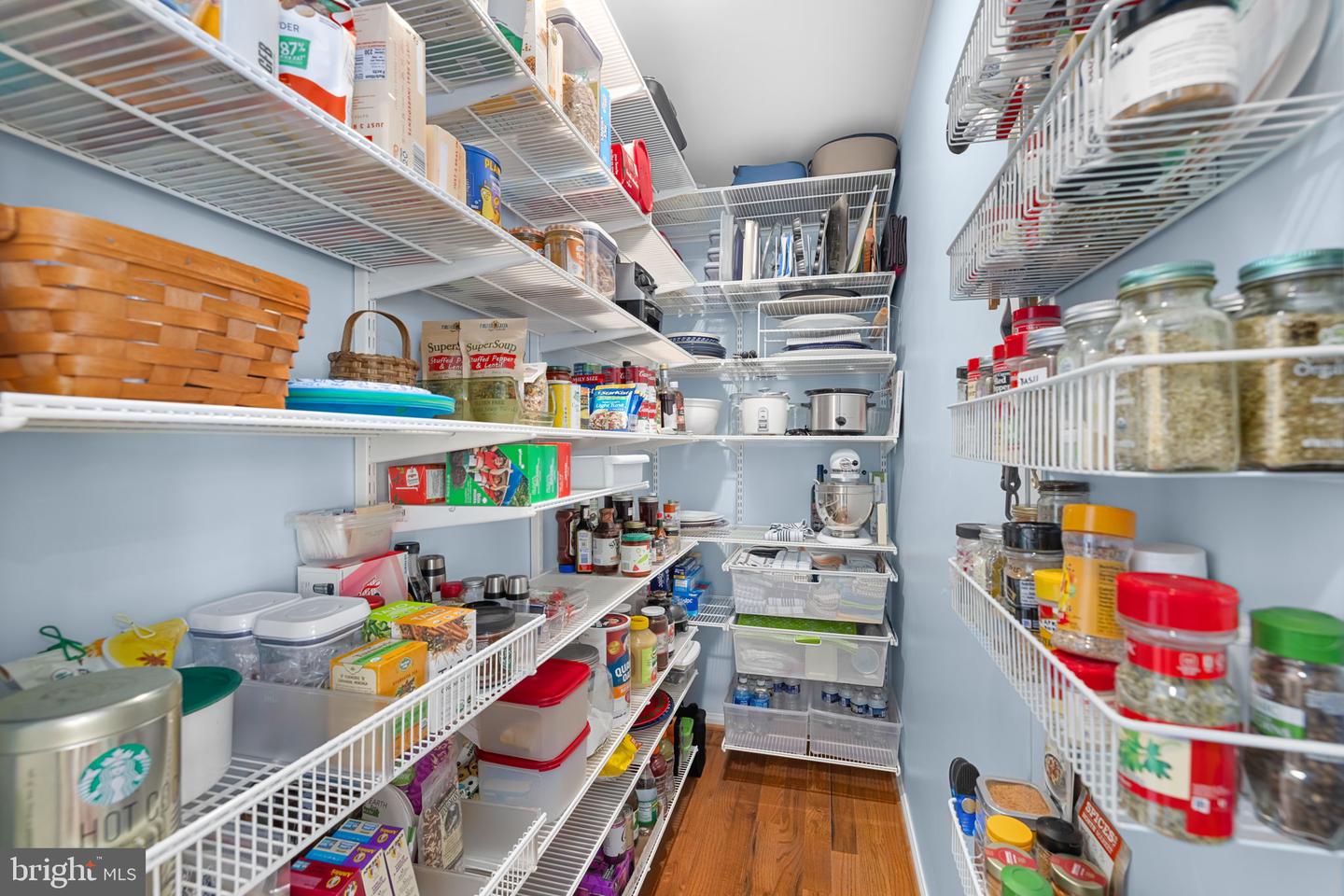 9616 OAKINGTON DR, FAIRFAX STATION, Virginia 22039, 4 Bedrooms Bedrooms, ,3 BathroomsBathrooms,Residential,For sale,9616 OAKINGTON DR,VAFX2282284 MLS # VAFX2282284