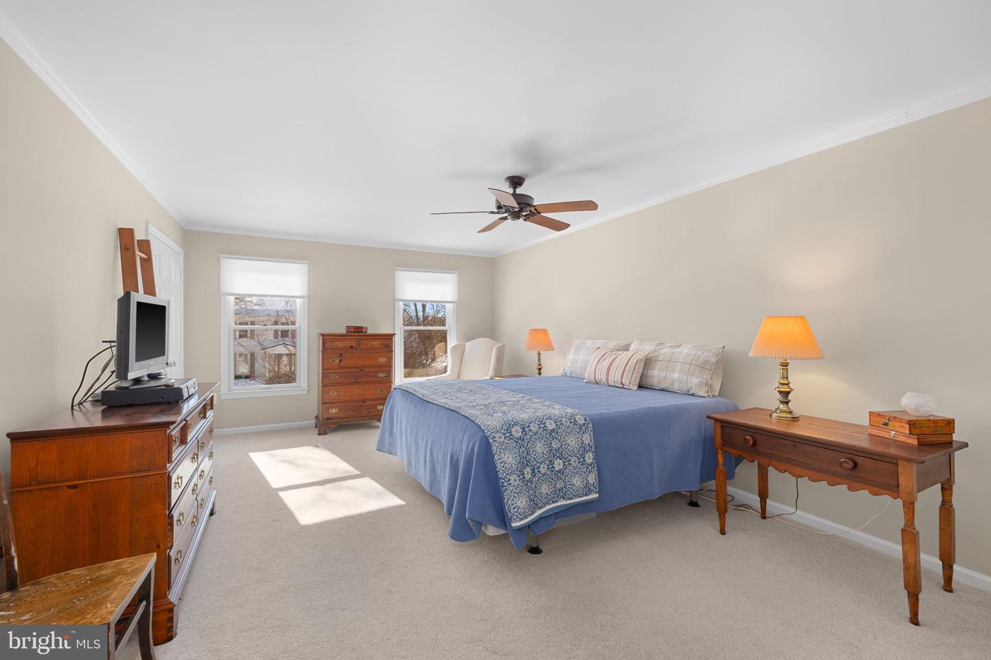 9616 OAKINGTON DR, FAIRFAX STATION, Virginia 22039, 4 Bedrooms Bedrooms, ,3 BathroomsBathrooms,Residential,For sale,9616 OAKINGTON DR,VAFX2282284 MLS # VAFX2282284