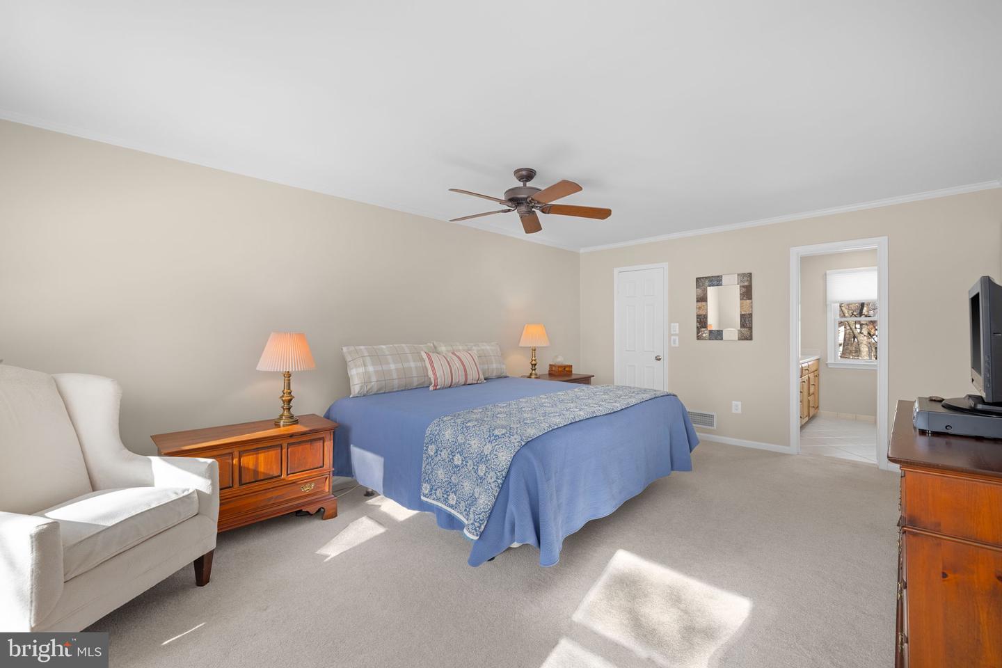 9616 OAKINGTON DR, FAIRFAX STATION, Virginia 22039, 4 Bedrooms Bedrooms, ,3 BathroomsBathrooms,Residential,For sale,9616 OAKINGTON DR,VAFX2282284 MLS # VAFX2282284