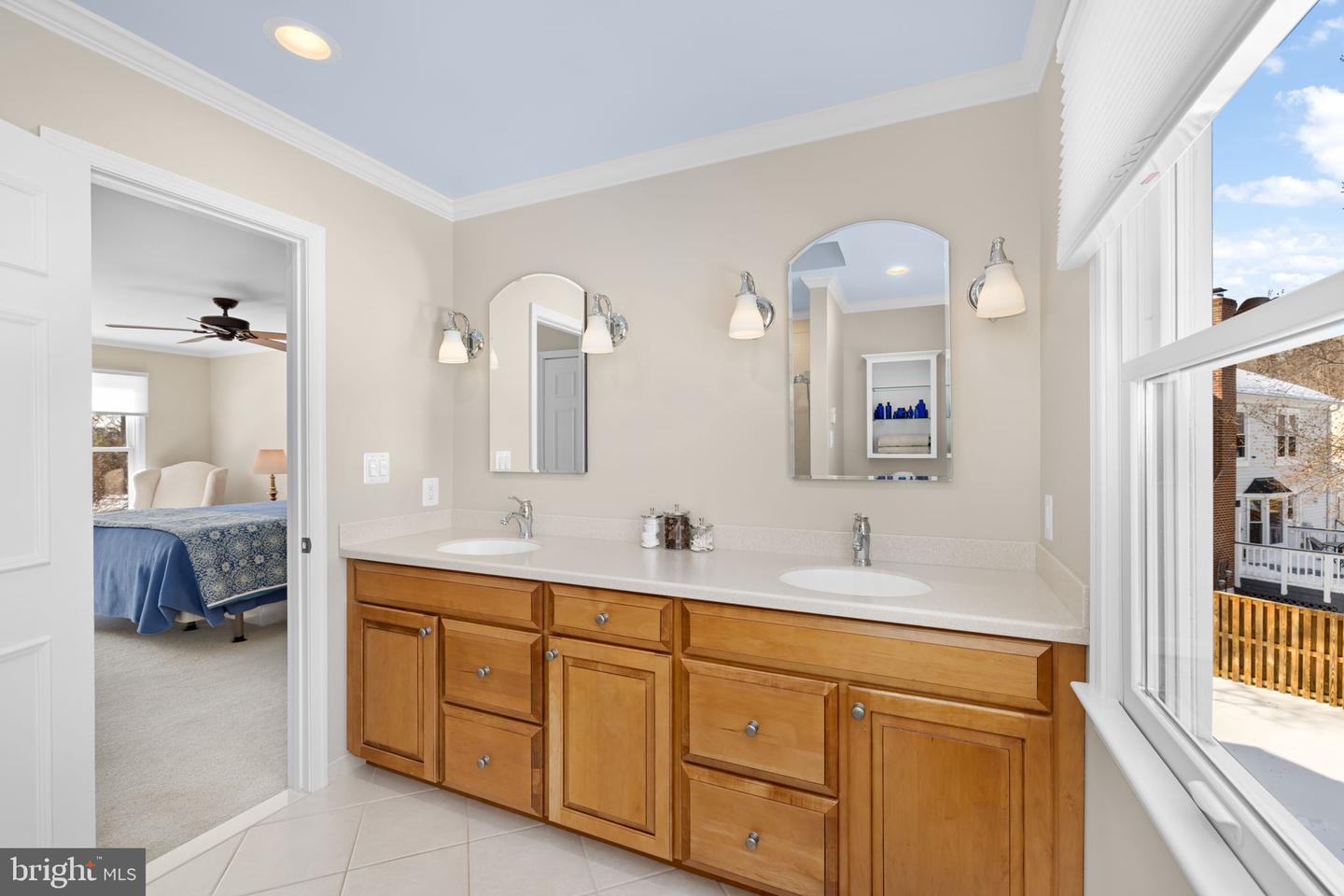 9616 OAKINGTON DR, FAIRFAX STATION, Virginia 22039, 4 Bedrooms Bedrooms, ,3 BathroomsBathrooms,Residential,For sale,9616 OAKINGTON DR,VAFX2282284 MLS # VAFX2282284