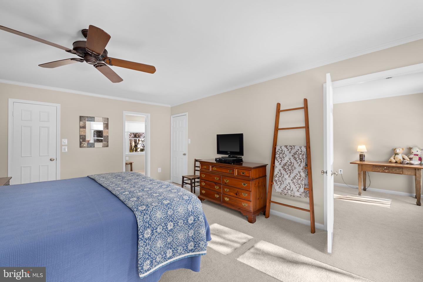 9616 OAKINGTON DR, FAIRFAX STATION, Virginia 22039, 4 Bedrooms Bedrooms, ,3 BathroomsBathrooms,Residential,For sale,9616 OAKINGTON DR,VAFX2282284 MLS # VAFX2282284