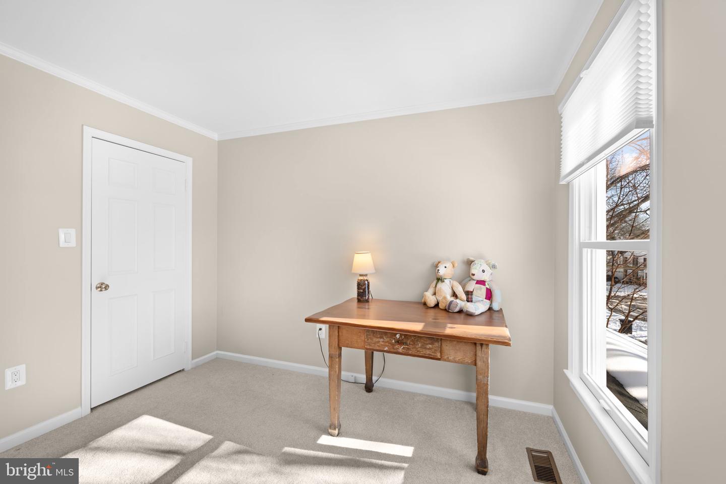 9616 OAKINGTON DR, FAIRFAX STATION, Virginia 22039, 4 Bedrooms Bedrooms, ,3 BathroomsBathrooms,Residential,For sale,9616 OAKINGTON DR,VAFX2282284 MLS # VAFX2282284