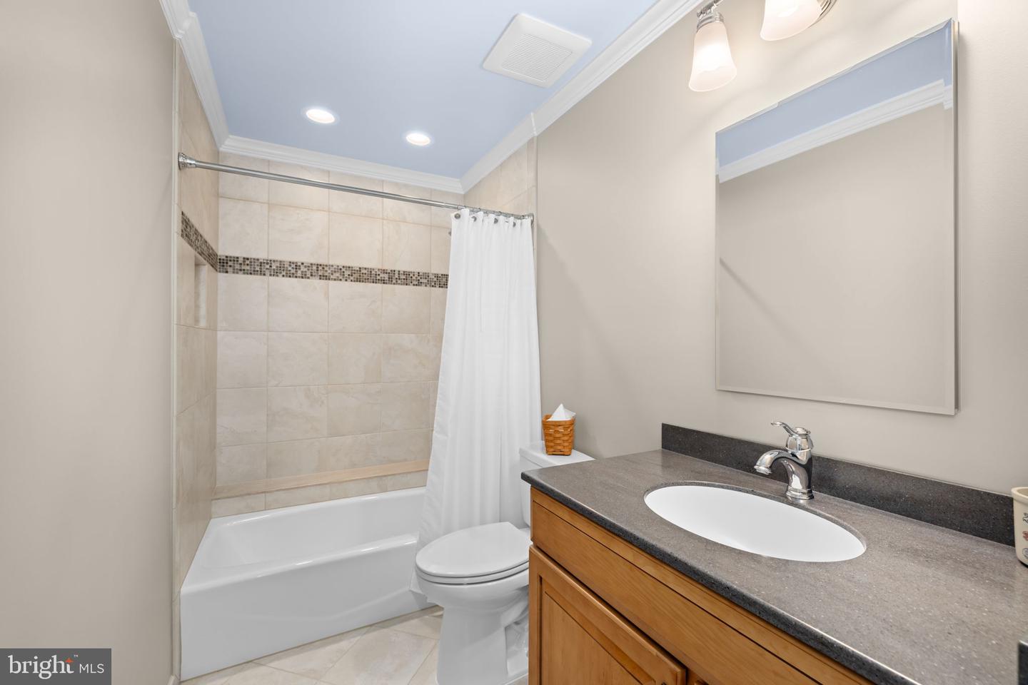 9616 OAKINGTON DR, FAIRFAX STATION, Virginia 22039, 4 Bedrooms Bedrooms, ,3 BathroomsBathrooms,Residential,For sale,9616 OAKINGTON DR,VAFX2282284 MLS # VAFX2282284