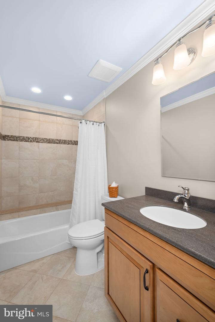 9616 OAKINGTON DR, FAIRFAX STATION, Virginia 22039, 4 Bedrooms Bedrooms, ,3 BathroomsBathrooms,Residential,For sale,9616 OAKINGTON DR,VAFX2282284 MLS # VAFX2282284