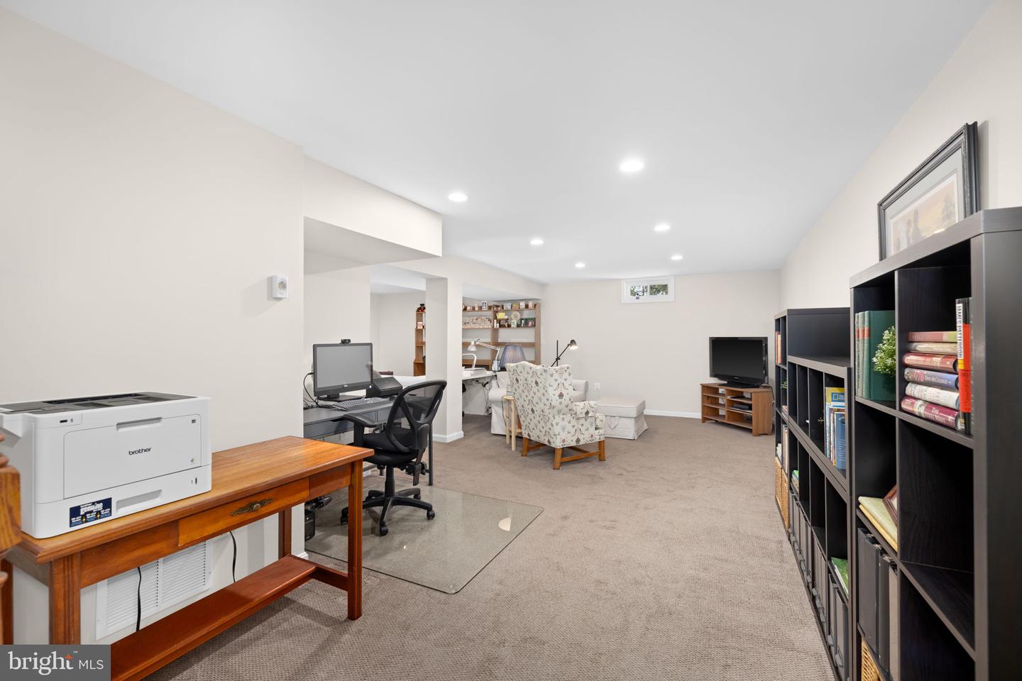 9616 OAKINGTON DR, FAIRFAX STATION, Virginia 22039, 4 Bedrooms Bedrooms, ,3 BathroomsBathrooms,Residential,For sale,9616 OAKINGTON DR,VAFX2282284 MLS # VAFX2282284