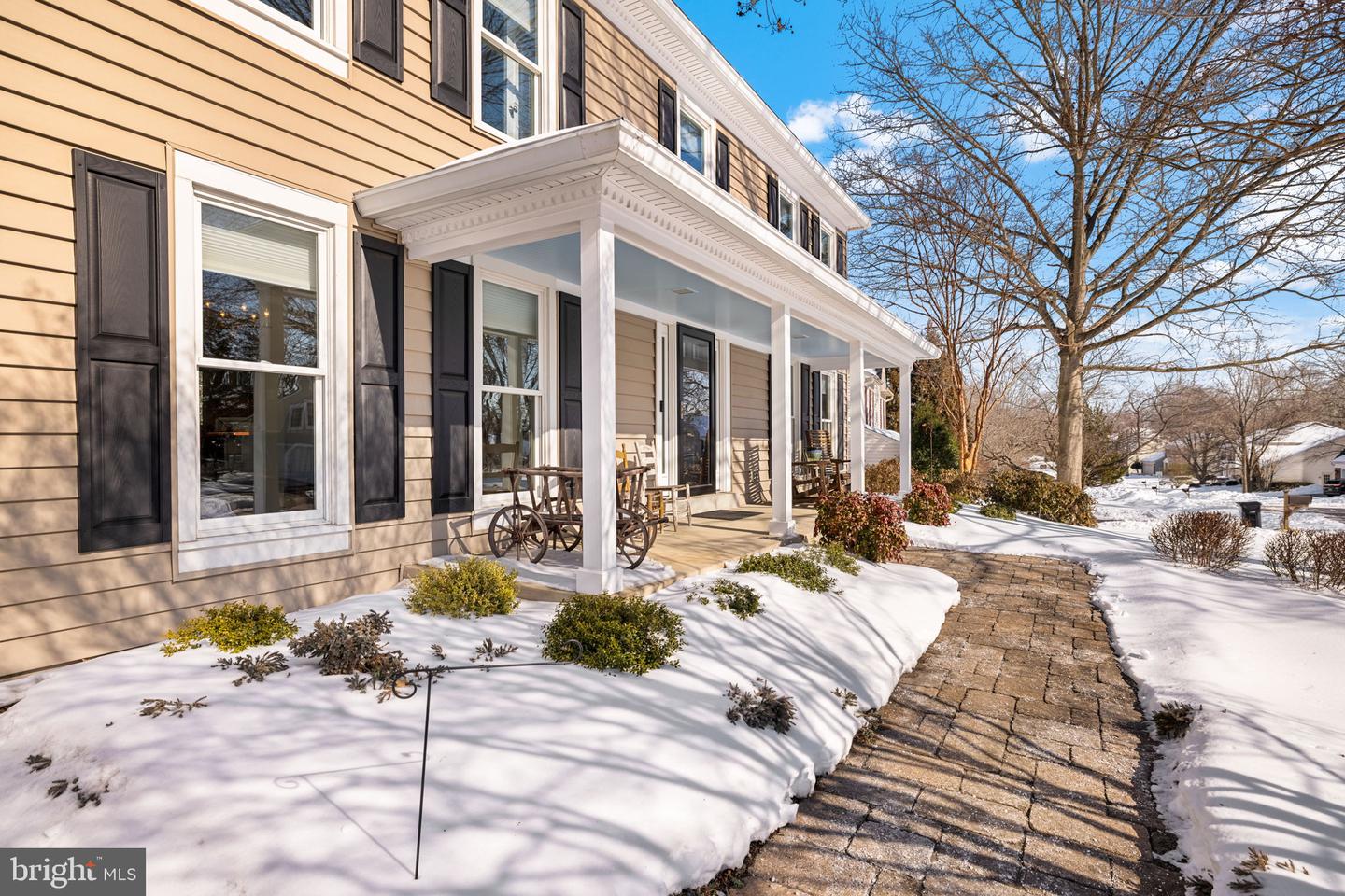 9616 OAKINGTON DR, FAIRFAX STATION, Virginia 22039, 4 Bedrooms Bedrooms, ,3 BathroomsBathrooms,Residential,For sale,9616 OAKINGTON DR,VAFX2282284 MLS # VAFX2282284