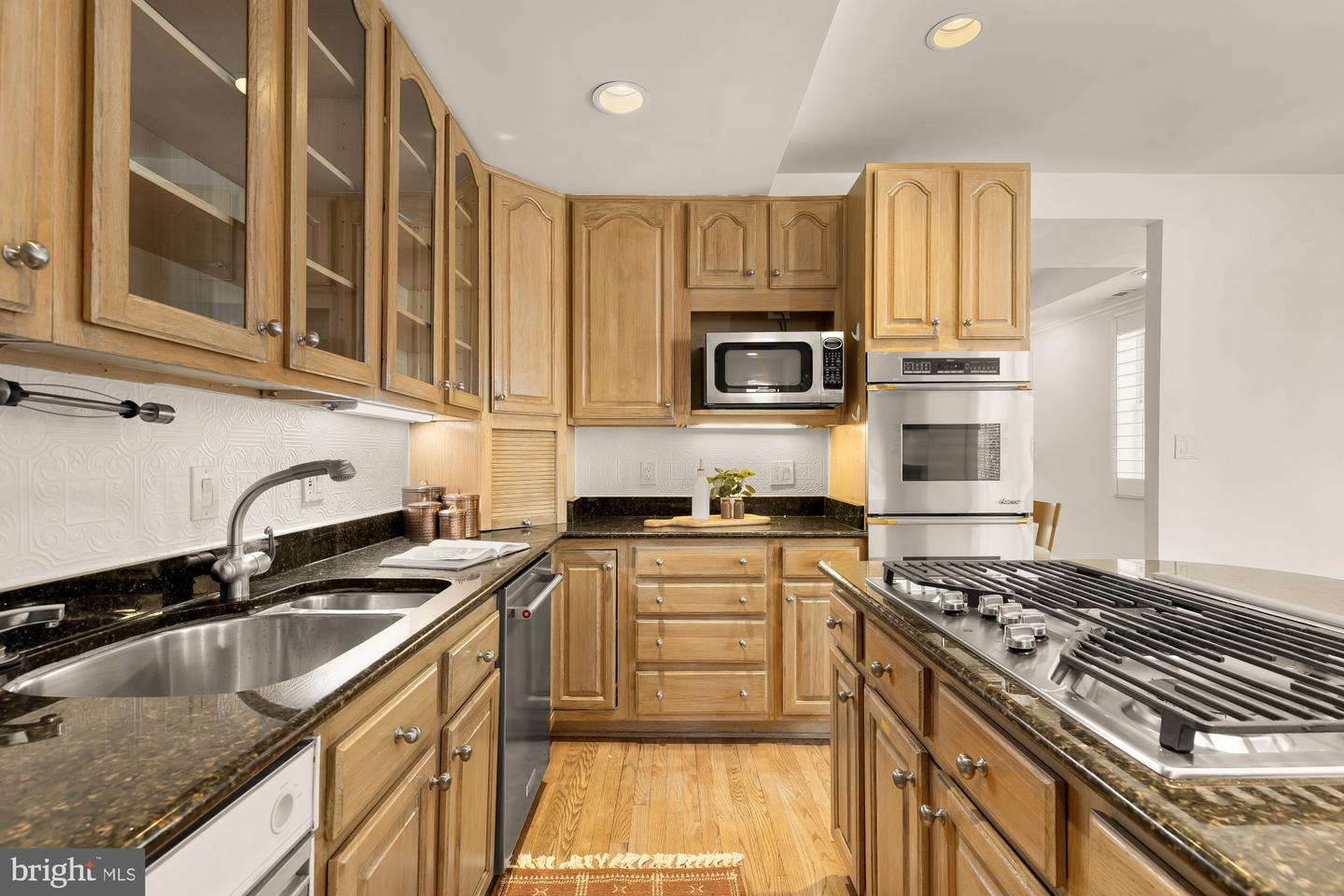 1829 RIGGS PL NW, WASHINGTON, District Of Columbia 20009, 4 Bedrooms Bedrooms, ,3 BathroomsBathrooms,Residential,For sale,1829 RIGGS PL NW,DCDC2234850 MLS # DCDC2234850