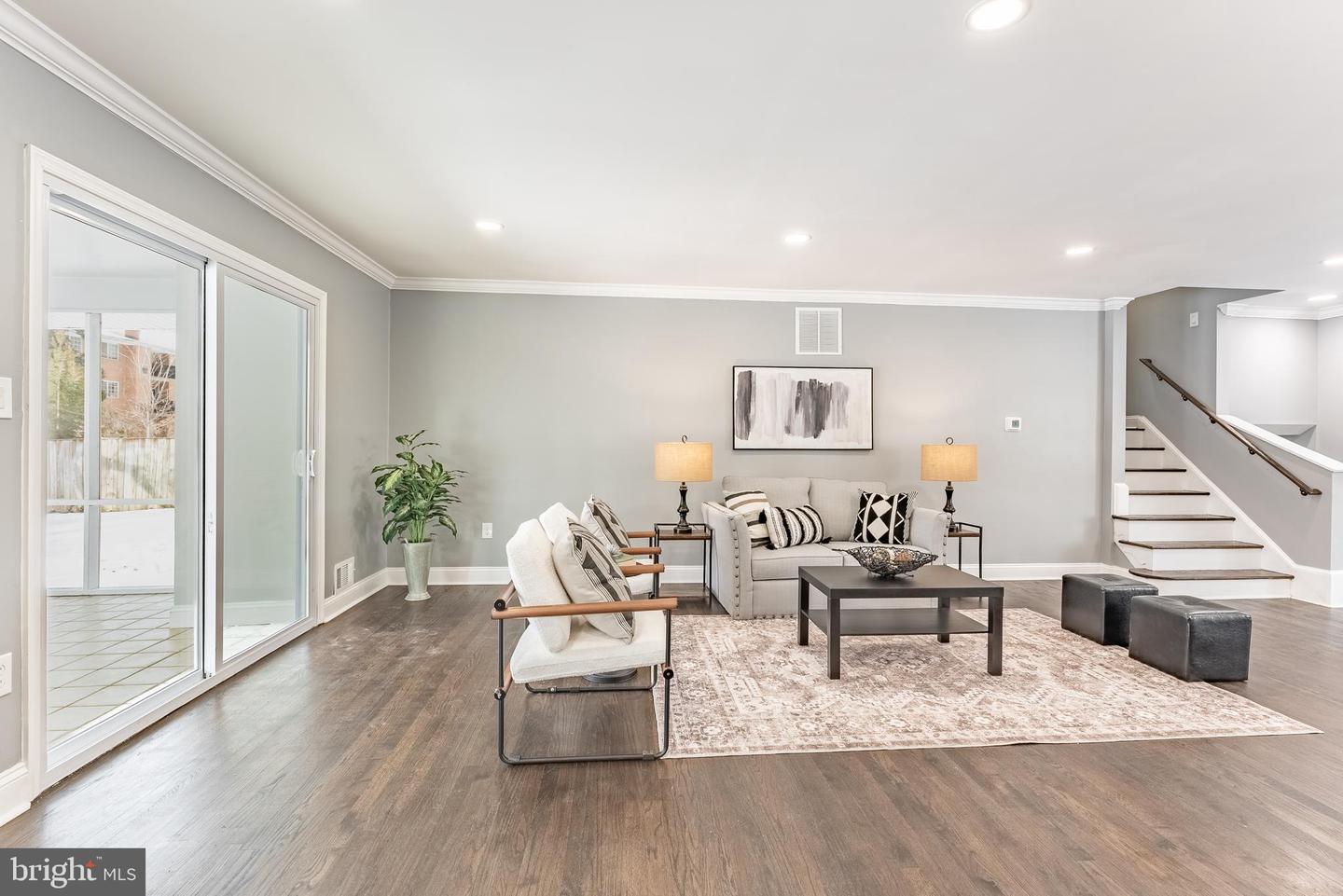 7510 MILWAY DR, ALEXANDRIA, Virginia 22306, 5 Bedrooms Bedrooms, ,3 BathroomsBathrooms,Residential,For sale,7510 MILWAY DR,VAFX2282838 MLS # VAFX2282838 7510 MILWAY DR, ALEXANDRIA, Virginia 22306, 5 Bedrooms Bedrooms, ,3 BathroomsBathrooms,Residential,For sale,7510 MILWAY DR,VAFX2282838 MLS # VAFX2282838