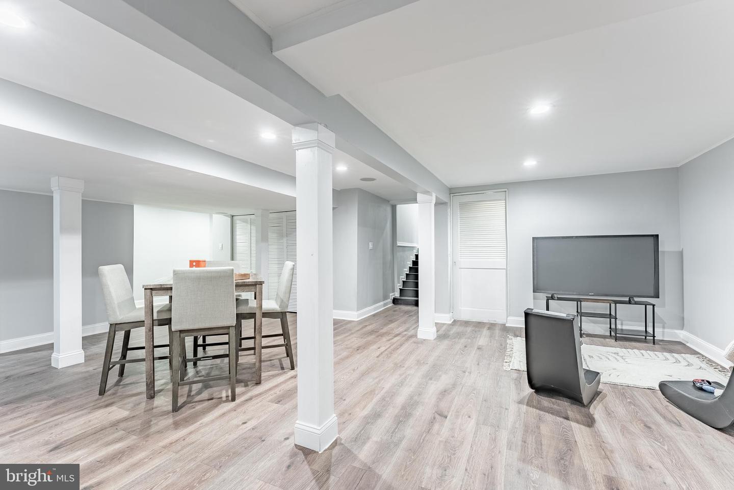 7510 MILWAY DR, ALEXANDRIA, Virginia 22306, 5 Bedrooms Bedrooms, ,3 BathroomsBathrooms,Residential,For sale,7510 MILWAY DR,VAFX2282838 MLS # VAFX2282838 7510 MILWAY DR, ALEXANDRIA, Virginia 22306, 5 Bedrooms Bedrooms, ,3 BathroomsBathrooms,Residential,For sale,7510 MILWAY DR,VAFX2282838 MLS # VAFX2282838