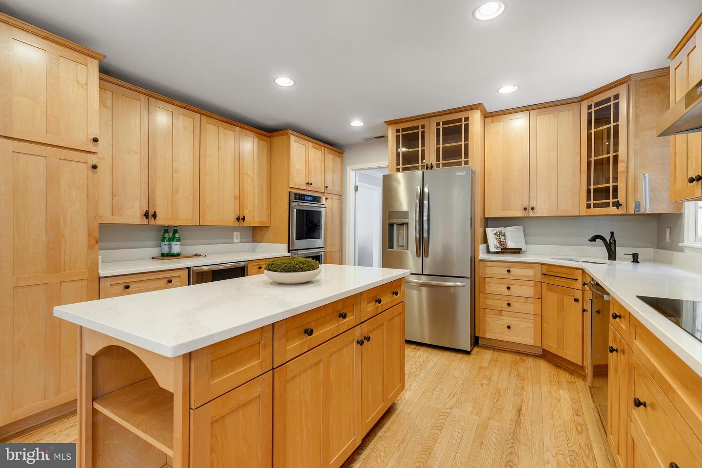 6443 LINWAY TER, MCLEAN, Virginia 22101, 5 Bedrooms Bedrooms, ,3 BathroomsBathrooms,Residential,For sale,6443 LINWAY TER,VAFX2282578 MLS # VAFX2282578 6443 LINWAY TER, MCLEAN, Virginia 22101, 5 Bedrooms Bedrooms, ,3 BathroomsBathrooms,Residential,For sale,6443 LINWAY TER,VAFX2282578 MLS # VAFX2282578