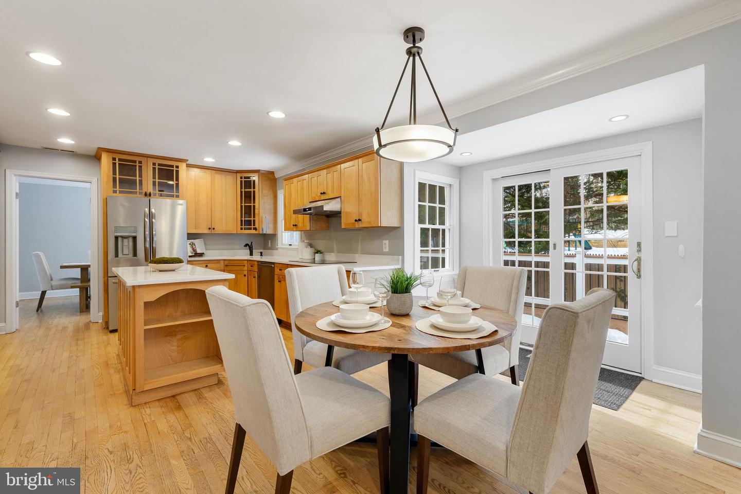 6443 LINWAY TER, MCLEAN, Virginia 22101, 5 Bedrooms Bedrooms, ,3 BathroomsBathrooms,Residential,For sale,6443 LINWAY TER,VAFX2282578 MLS # VAFX2282578 6443 LINWAY TER, MCLEAN, Virginia 22101, 5 Bedrooms Bedrooms, ,3 BathroomsBathrooms,Residential,For sale,6443 LINWAY TER,VAFX2282578 MLS # VAFX2282578