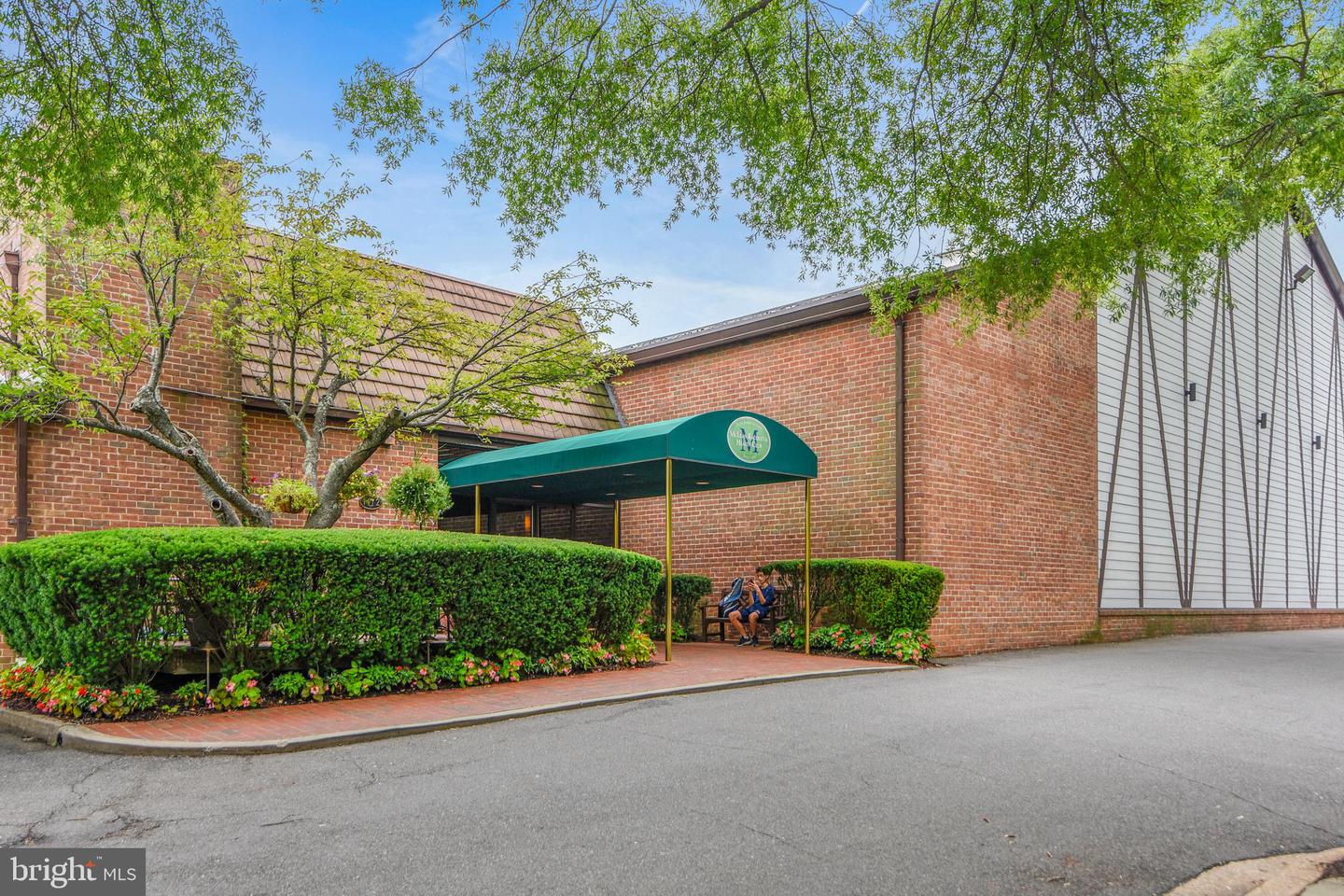 6443 LINWAY TER, MCLEAN, Virginia 22101, 5 Bedrooms Bedrooms, ,3 BathroomsBathrooms,Residential,For sale,6443 LINWAY TER,VAFX2282578 MLS # VAFX2282578 6443 LINWAY TER, MCLEAN, Virginia 22101, 5 Bedrooms Bedrooms, ,3 BathroomsBathrooms,Residential,For sale,6443 LINWAY TER,VAFX2282578 MLS # VAFX2282578