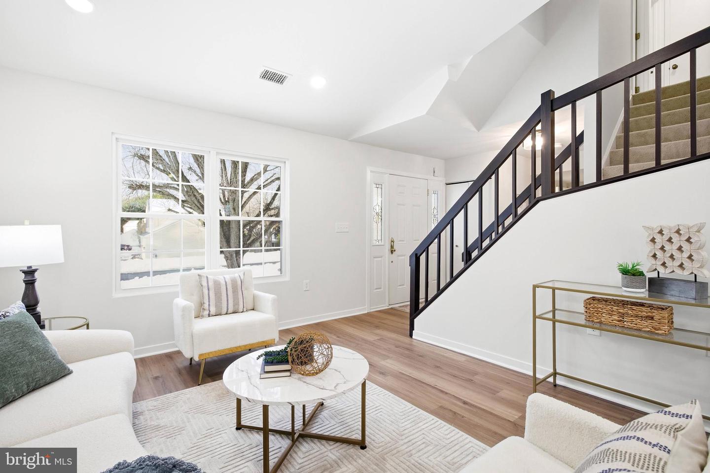 6519 SARA ALYCE CT, BURKE, Virginia 22015, 3 Bedrooms Bedrooms, ,2 BathroomsBathrooms,Residential,For sale,6519 SARA ALYCE CT,VAFX2283346 MLS # VAFX2283346