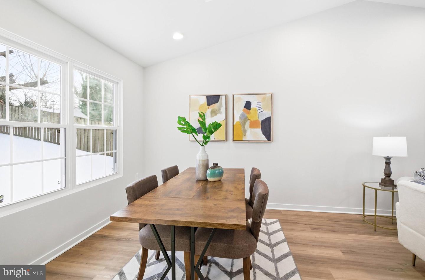 6519 SARA ALYCE CT, BURKE, Virginia 22015, 3 Bedrooms Bedrooms, ,2 BathroomsBathrooms,Residential,For sale,6519 SARA ALYCE CT,VAFX2283346 MLS # VAFX2283346