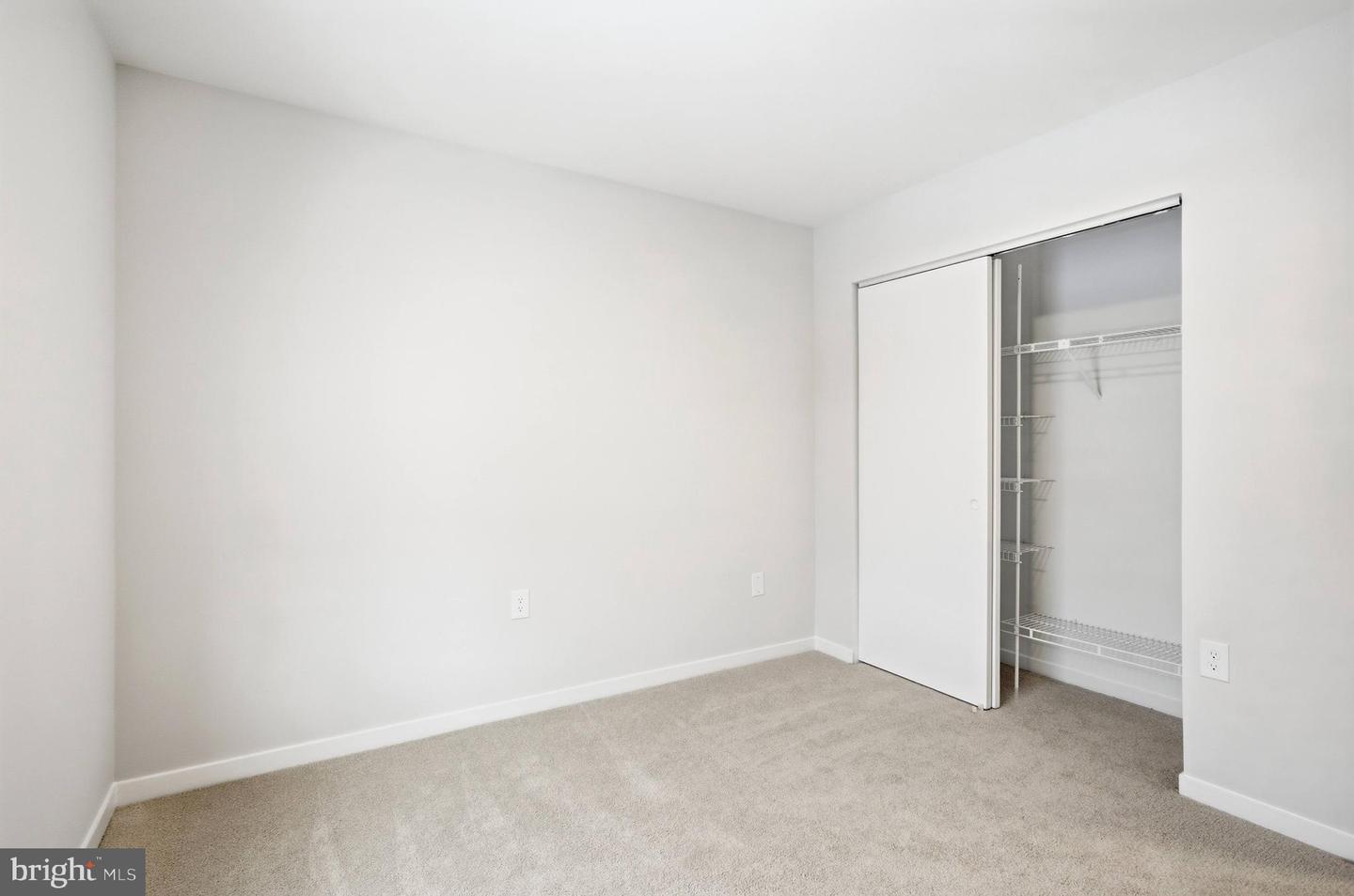 6519 SARA ALYCE CT, BURKE, Virginia 22015, 3 Bedrooms Bedrooms, ,2 BathroomsBathrooms,Residential,For sale,6519 SARA ALYCE CT,VAFX2283346 MLS # VAFX2283346