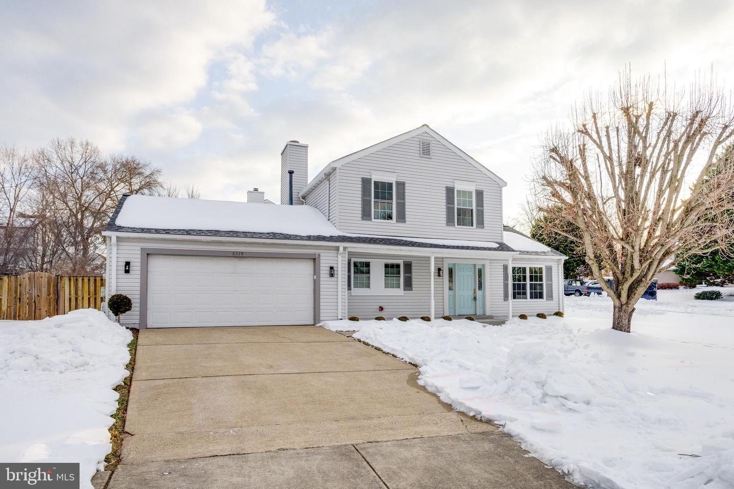 6519 SARA ALYCE CT, BURKE, Virginia 22015, 3 Bedrooms Bedrooms, ,2 BathroomsBathrooms,Residential,For sale,6519 SARA ALYCE CT,VAFX2283346 MLS # VAFX2283346