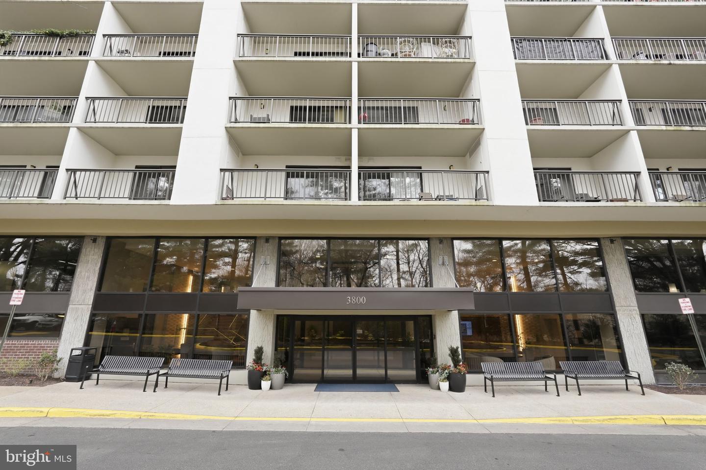 3800 POWELL LN #1104, FALLS CHURCH, Virginia 22041, 2 Bedrooms Bedrooms, ,2 BathroomsBathrooms,Residential,For sale,3800 POWELL LN #1104,VAFX2283572 MLS # VAFX2283572