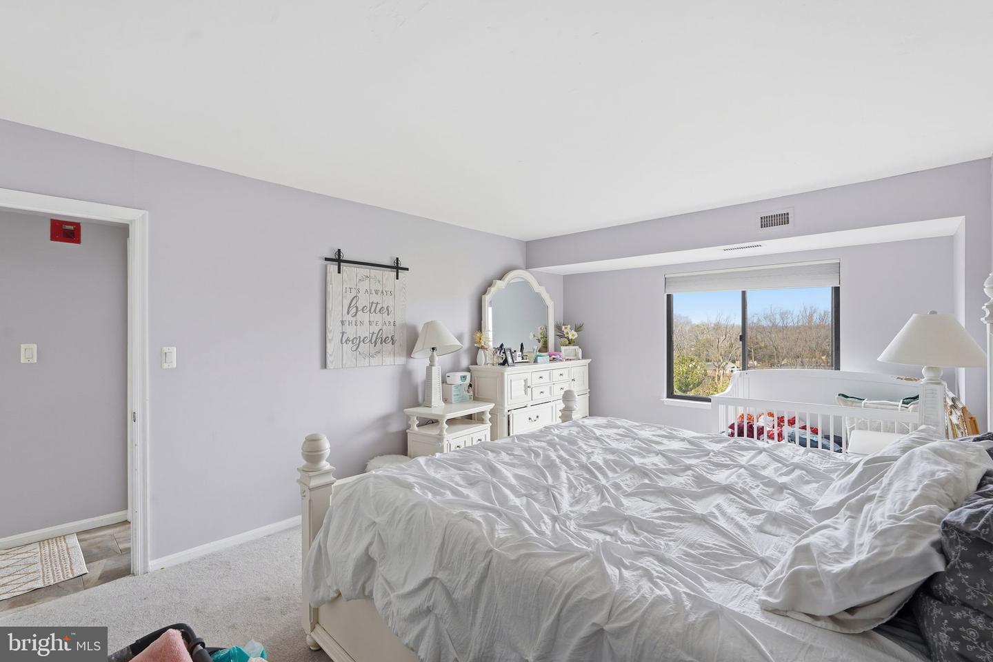 3800 POWELL LN #1104, FALLS CHURCH, Virginia 22041, 2 Bedrooms Bedrooms, ,2 BathroomsBathrooms,Residential,For sale,3800 POWELL LN #1104,VAFX2283572 MLS # VAFX2283572