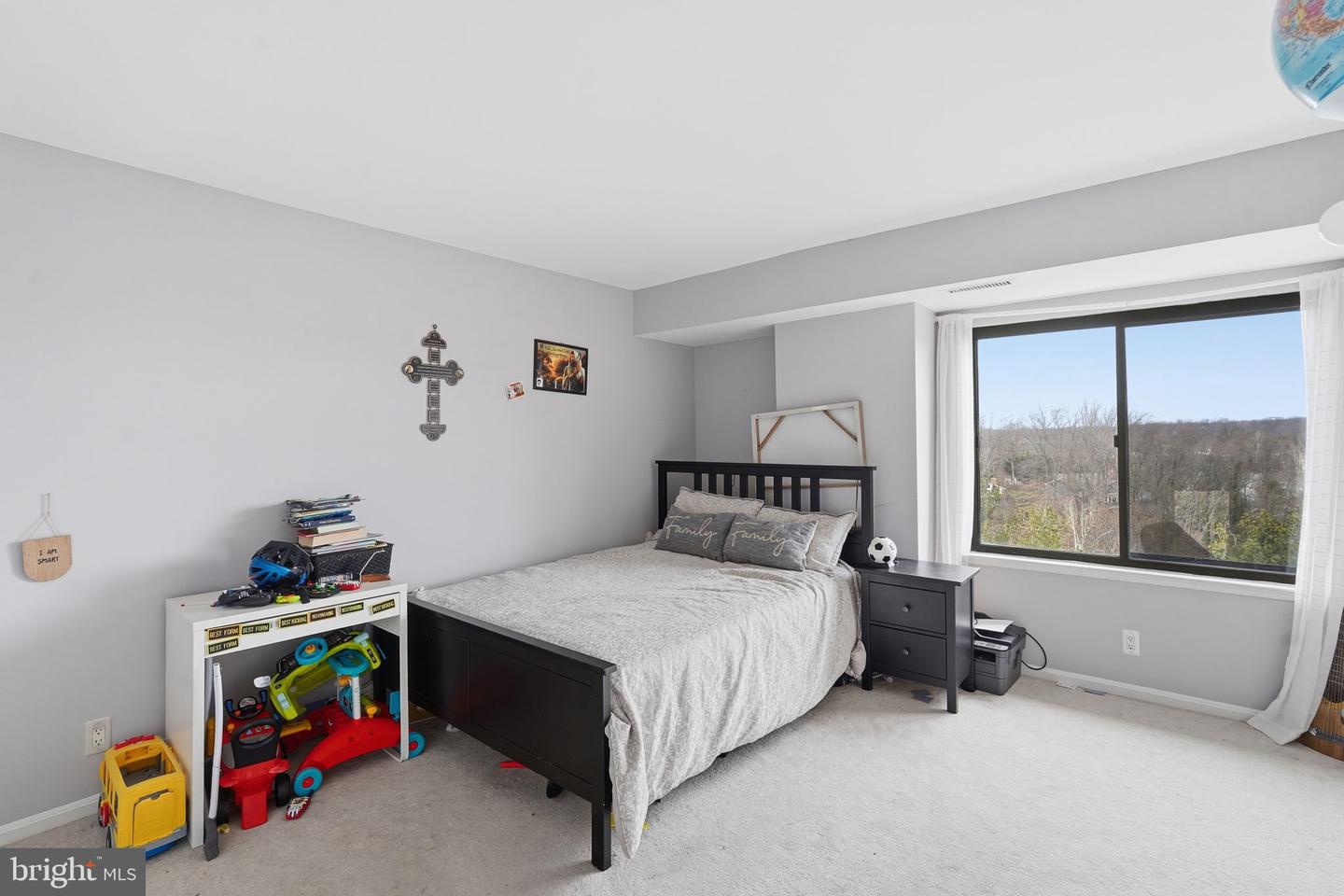 3800 POWELL LN #1104, FALLS CHURCH, Virginia 22041, 2 Bedrooms Bedrooms, ,2 BathroomsBathrooms,Residential,For sale,3800 POWELL LN #1104,VAFX2283572 MLS # VAFX2283572