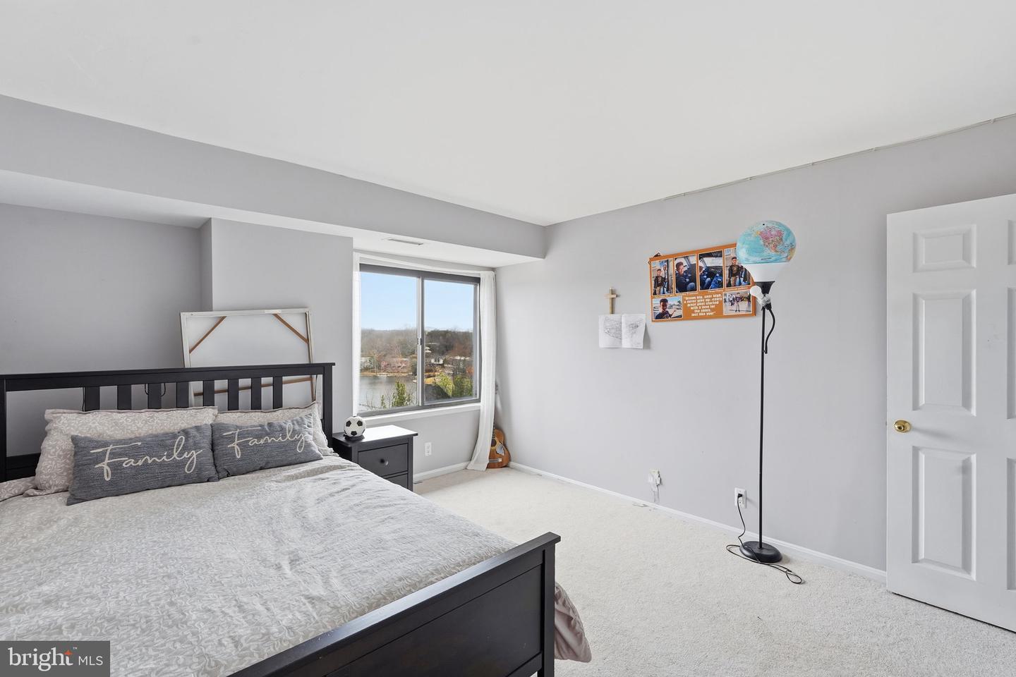 3800 POWELL LN #1104, FALLS CHURCH, Virginia 22041, 2 Bedrooms Bedrooms, ,2 BathroomsBathrooms,Residential,For sale,3800 POWELL LN #1104,VAFX2283572 MLS # VAFX2283572