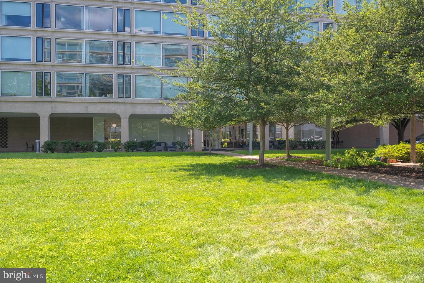 1101 3RD ST SW #610, WASHINGTON, District Of Columbia 20024, 1 Bedroom Bedrooms, ,1 BathroomBathrooms,Residential,For sale,1101 3RD ST SW #610,DCDC2235768 MLS # DCDC2235768