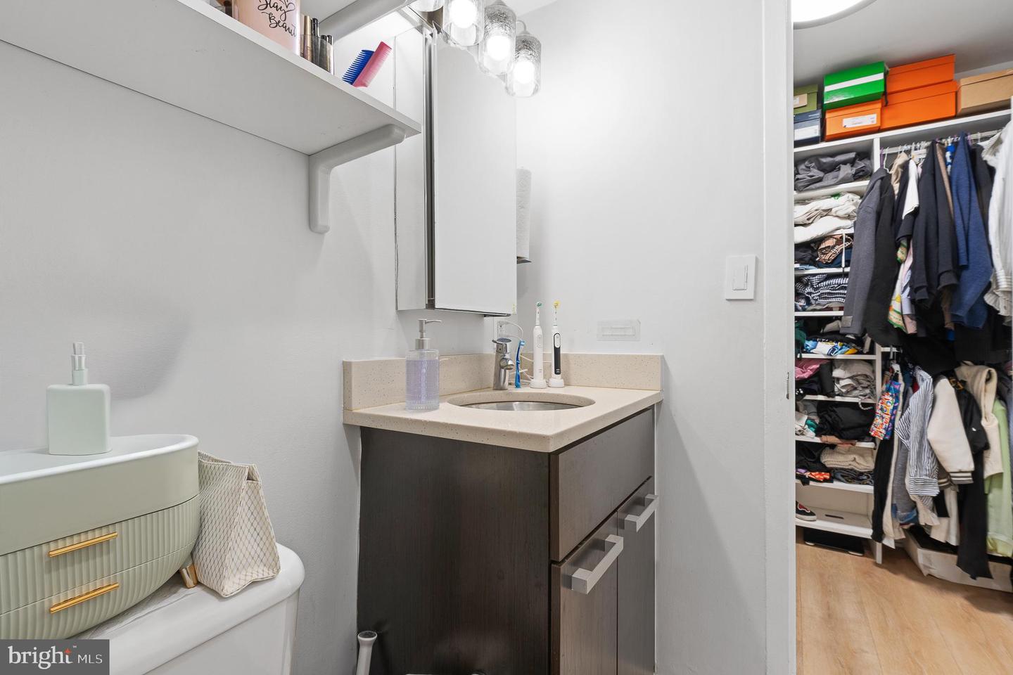 1101 3RD ST SW #610, WASHINGTON, District Of Columbia 20024, 1 Bedroom Bedrooms, ,1 BathroomBathrooms,Residential,For sale,1101 3RD ST SW #610,DCDC2235768 MLS # DCDC2235768