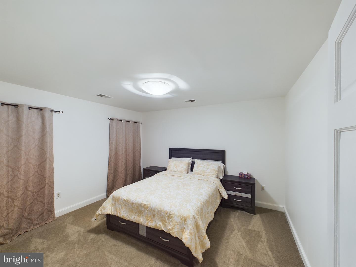 2906 CEDAR LN, VIENNA, Virginia 22180, 3 Bedrooms Bedrooms, ,2 BathroomsBathrooms,Residential,For sale,2906 CEDAR LN,VAFX2283328 MLS # VAFX2283328 2906 CEDAR LN, VIENNA, Virginia 22180, 3 Bedrooms Bedrooms, ,2 BathroomsBathrooms,Residential,For sale,2906 CEDAR LN,VAFX2283328 MLS # VAFX2283328