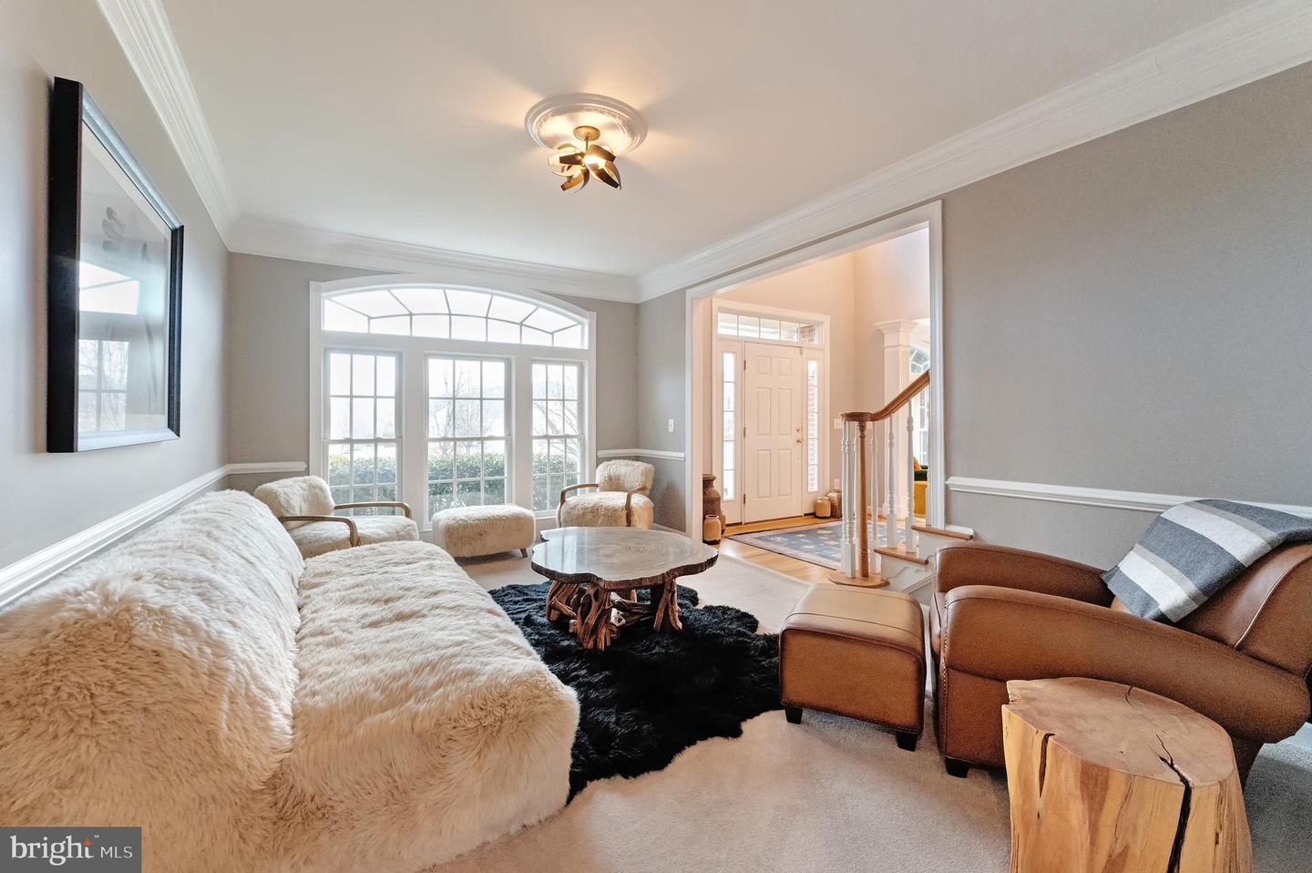 42591 UNBRIDLEDS SONG PL, CHANTILLY, Virginia 20152, 5 Bedrooms Bedrooms, ,4 BathroomsBathrooms,Residential,For sale,42591 UNBRIDLEDS SONG PL,VALO2113136 MLS # VALO2113136