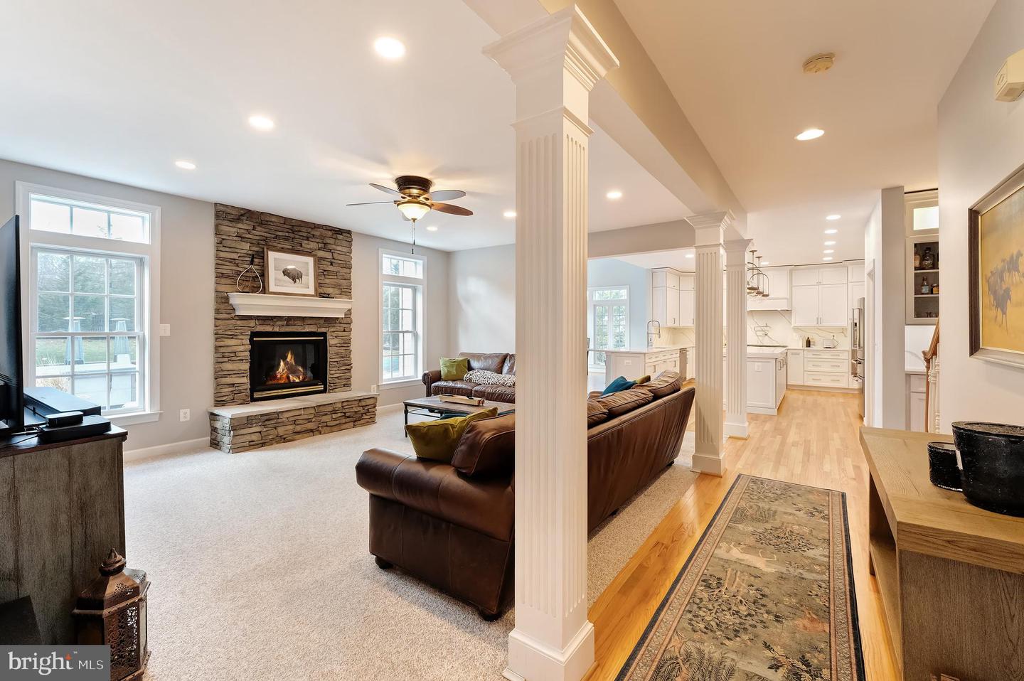 42591 UNBRIDLEDS SONG PL, CHANTILLY, Virginia 20152, 5 Bedrooms Bedrooms, ,4 BathroomsBathrooms,Residential,For sale,42591 UNBRIDLEDS SONG PL,VALO2113136 MLS # VALO2113136