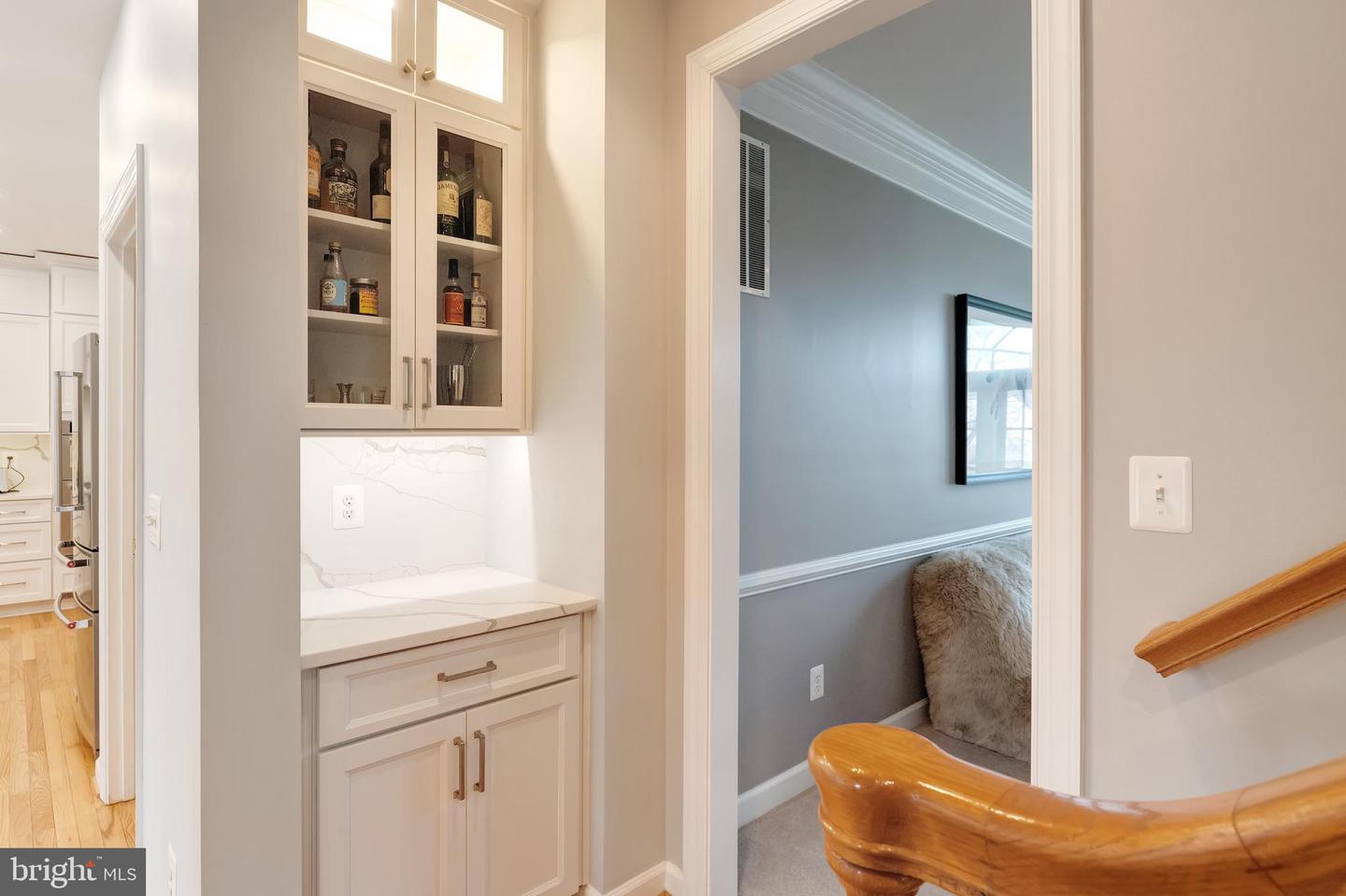 42591 UNBRIDLEDS SONG PL, CHANTILLY, Virginia 20152, 5 Bedrooms Bedrooms, ,4 BathroomsBathrooms,Residential,For sale,42591 UNBRIDLEDS SONG PL,VALO2113136 MLS # VALO2113136