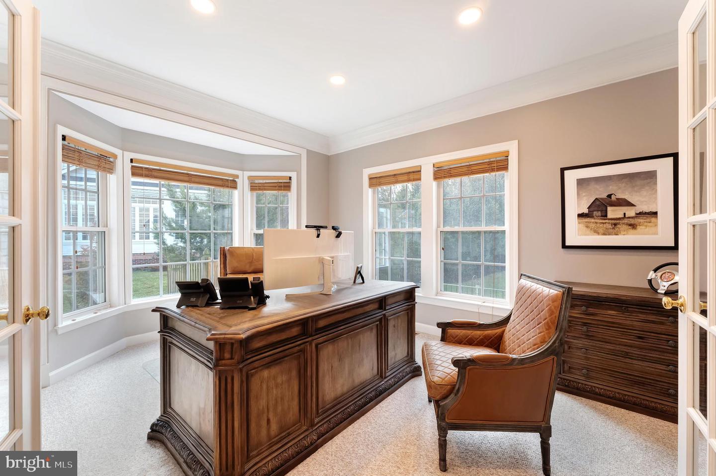 42591 UNBRIDLEDS SONG PL, CHANTILLY, Virginia 20152, 5 Bedrooms Bedrooms, ,4 BathroomsBathrooms,Residential,For sale,42591 UNBRIDLEDS SONG PL,VALO2113136 MLS # VALO2113136