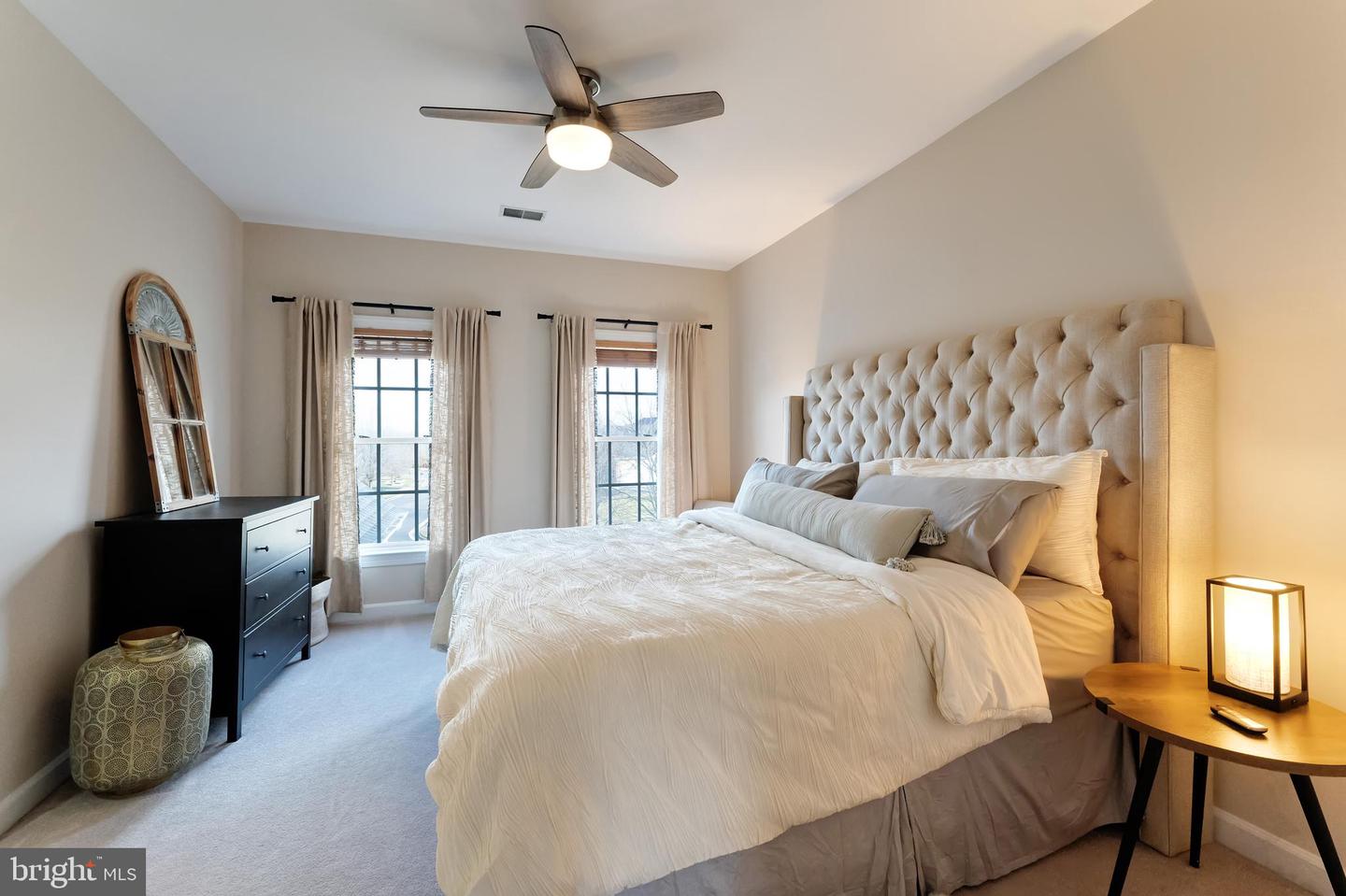 42591 UNBRIDLEDS SONG PL, CHANTILLY, Virginia 20152, 5 Bedrooms Bedrooms, ,4 BathroomsBathrooms,Residential,For sale,42591 UNBRIDLEDS SONG PL,VALO2113136 MLS # VALO2113136