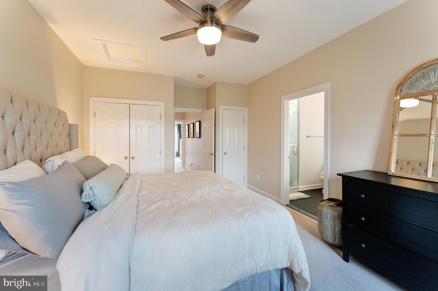 42591 UNBRIDLEDS SONG PL, CHANTILLY, Virginia 20152, 5 Bedrooms Bedrooms, ,4 BathroomsBathrooms,Residential,For sale,42591 UNBRIDLEDS SONG PL,VALO2113136 MLS # VALO2113136