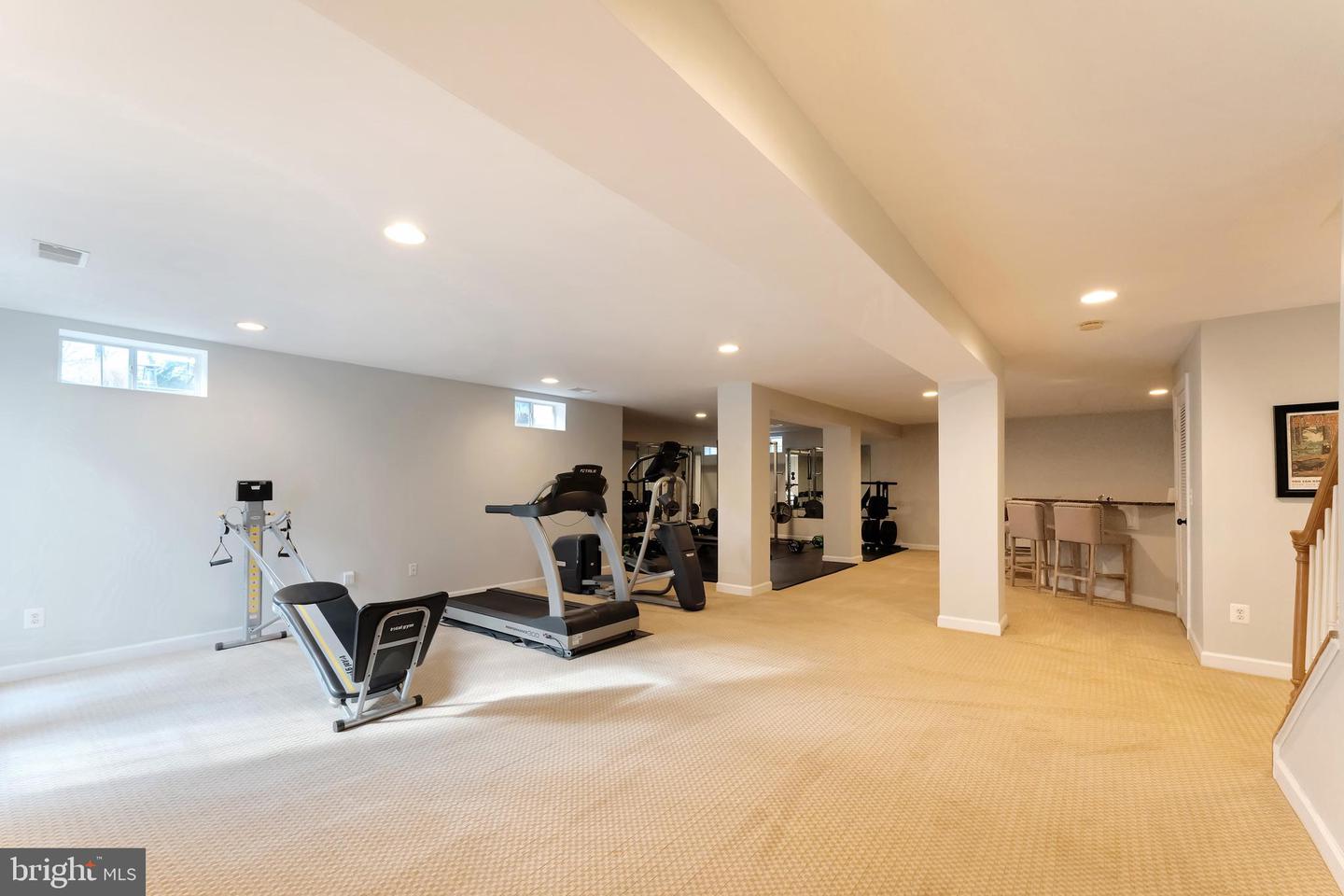 42591 UNBRIDLEDS SONG PL, CHANTILLY, Virginia 20152, 5 Bedrooms Bedrooms, ,4 BathroomsBathrooms,Residential,For sale,42591 UNBRIDLEDS SONG PL,VALO2113136 MLS # VALO2113136