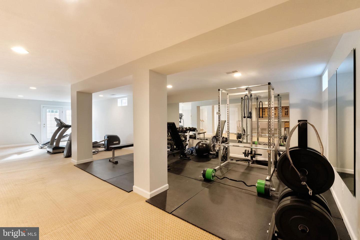 42591 UNBRIDLEDS SONG PL, CHANTILLY, Virginia 20152, 5 Bedrooms Bedrooms, ,4 BathroomsBathrooms,Residential,For sale,42591 UNBRIDLEDS SONG PL,VALO2113136 MLS # VALO2113136