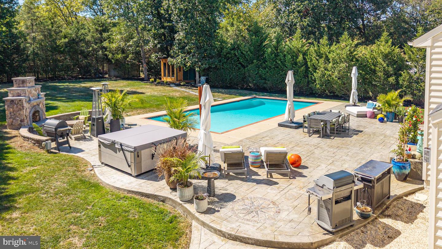 42591 UNBRIDLEDS SONG PL, CHANTILLY, Virginia 20152, 5 Bedrooms Bedrooms, ,4 BathroomsBathrooms,Residential,For sale,42591 UNBRIDLEDS SONG PL,VALO2113136 MLS # VALO2113136