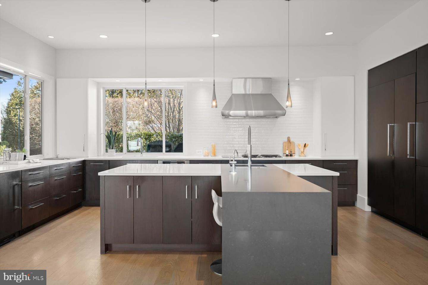 2318 N RICHMOND ST, ARLINGTON, Virginia 22207, 6 Bedrooms Bedrooms, ,6 BathroomsBathrooms,Residential,For sale,2318 N RICHMOND ST,VAAR2067370 MLS # VAAR2067370