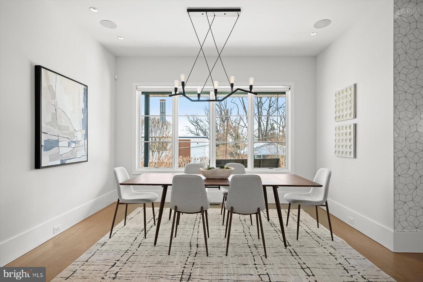 2318 N RICHMOND ST, ARLINGTON, Virginia 22207, 6 Bedrooms Bedrooms, ,6 BathroomsBathrooms,Residential,For sale,2318 N RICHMOND ST,VAAR2067370 MLS # VAAR2067370