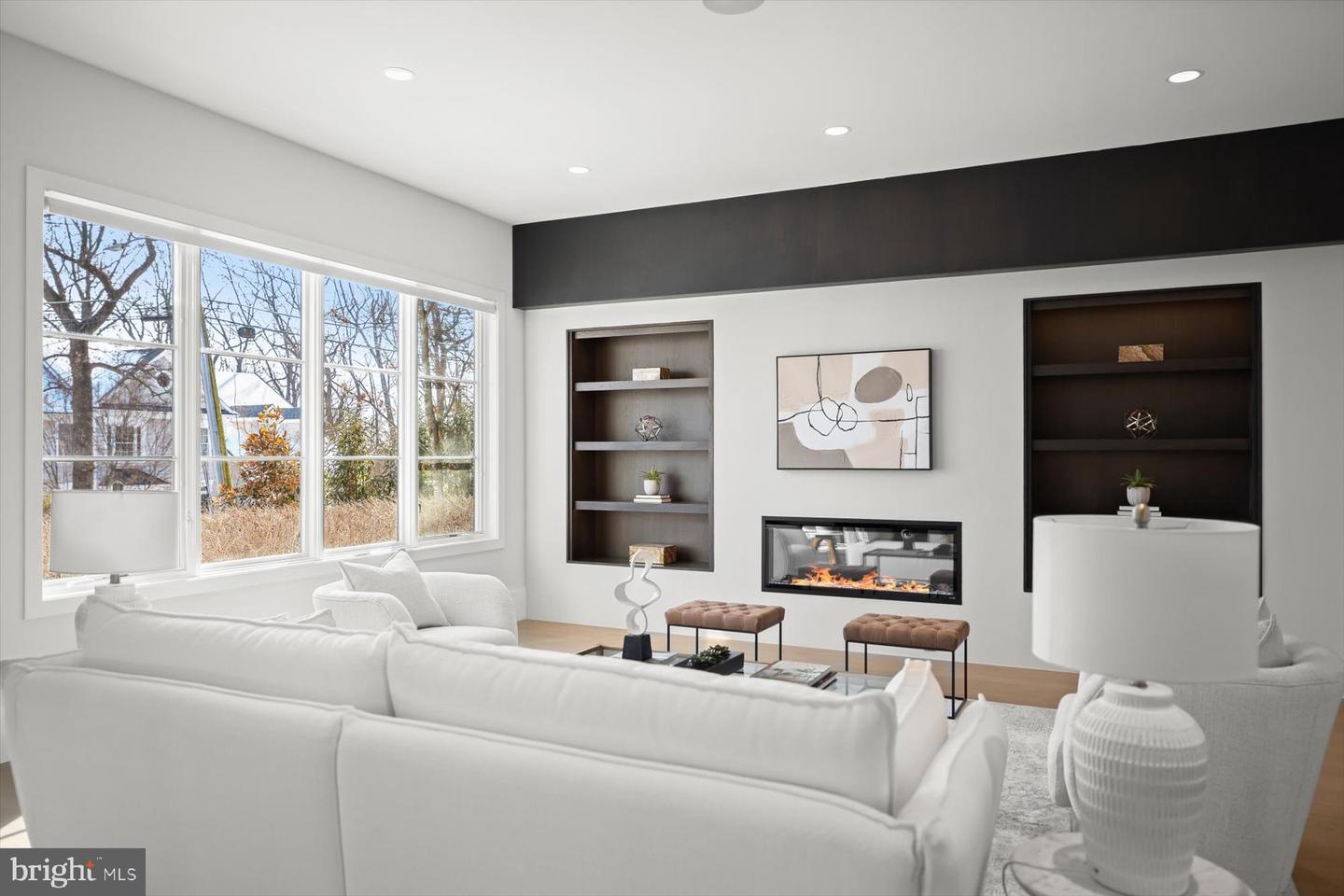 2318 N RICHMOND ST, ARLINGTON, Virginia 22207, 6 Bedrooms Bedrooms, ,6 BathroomsBathrooms,Residential,For sale,2318 N RICHMOND ST,VAAR2067370 MLS # VAAR2067370