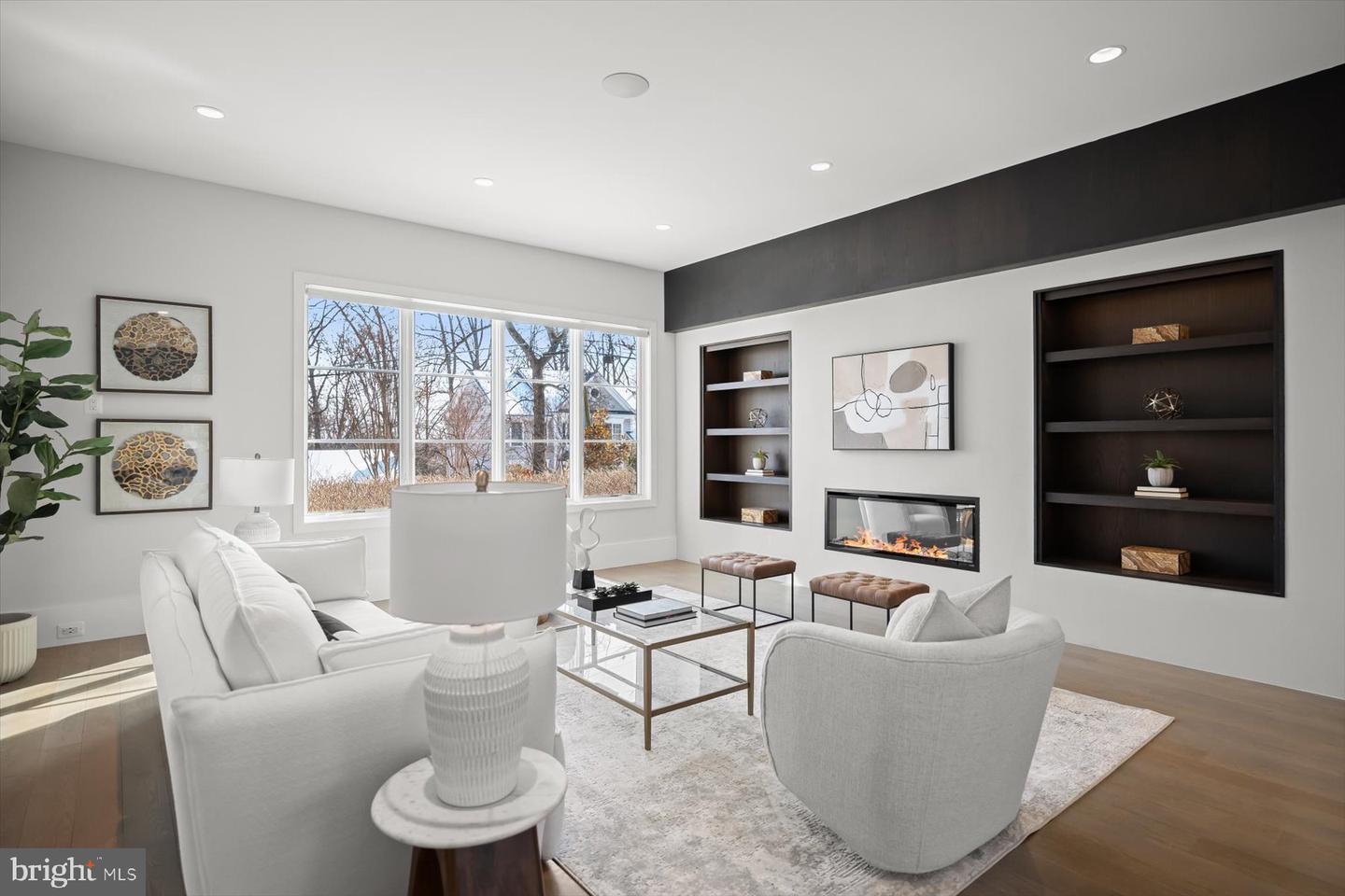 2318 N RICHMOND ST, ARLINGTON, Virginia 22207, 6 Bedrooms Bedrooms, ,6 BathroomsBathrooms,Residential,For sale,2318 N RICHMOND ST,VAAR2067370 MLS # VAAR2067370