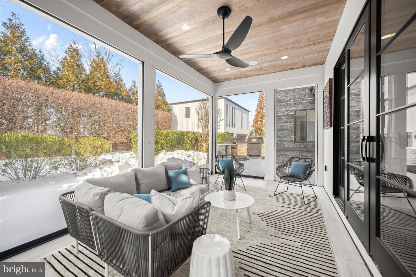 2318 N RICHMOND ST, ARLINGTON, Virginia 22207, 6 Bedrooms Bedrooms, ,6 BathroomsBathrooms,Residential,For sale,2318 N RICHMOND ST,VAAR2067370 MLS # VAAR2067370