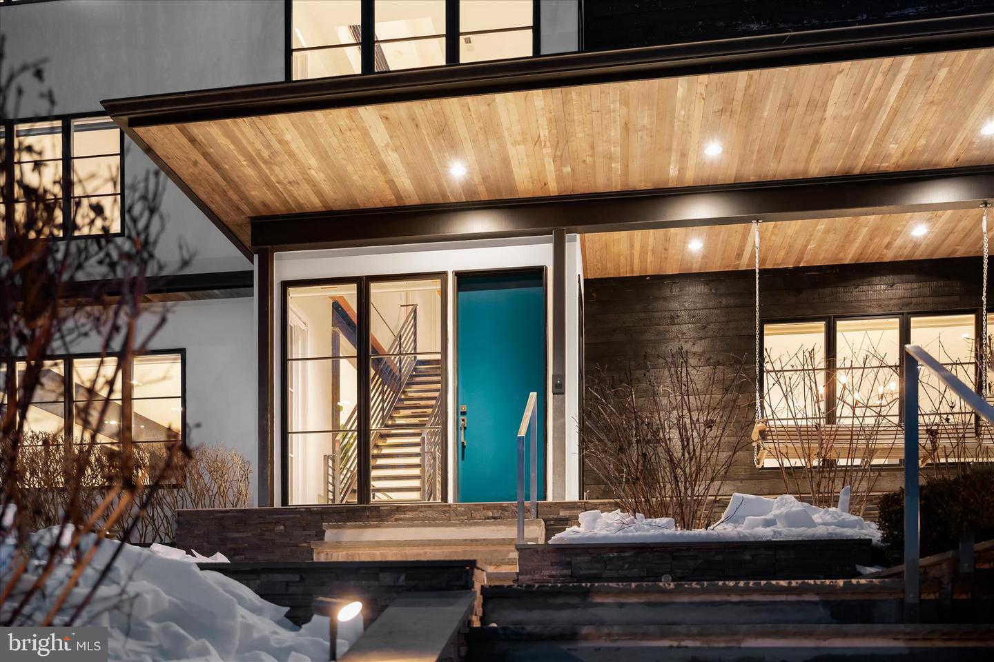 2318 N RICHMOND ST, ARLINGTON, Virginia 22207, 6 Bedrooms Bedrooms, ,6 BathroomsBathrooms,Residential,For sale,2318 N RICHMOND ST,VAAR2067370 MLS # VAAR2067370