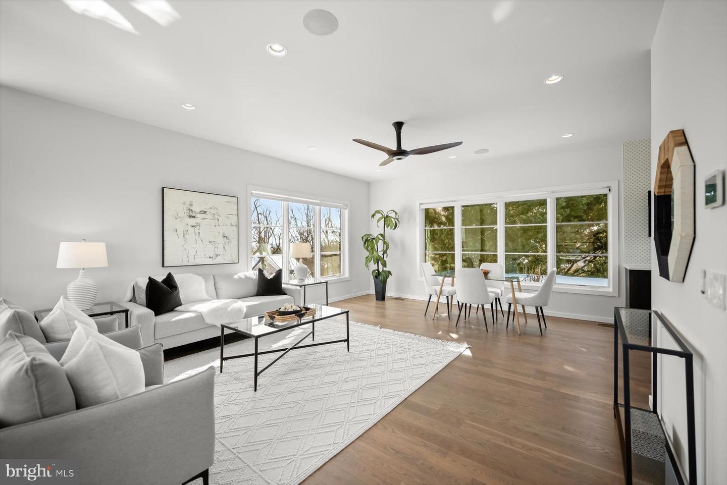 2318 N RICHMOND ST, ARLINGTON, Virginia 22207, 6 Bedrooms Bedrooms, ,6 BathroomsBathrooms,Residential,For sale,2318 N RICHMOND ST,VAAR2067370 MLS # VAAR2067370