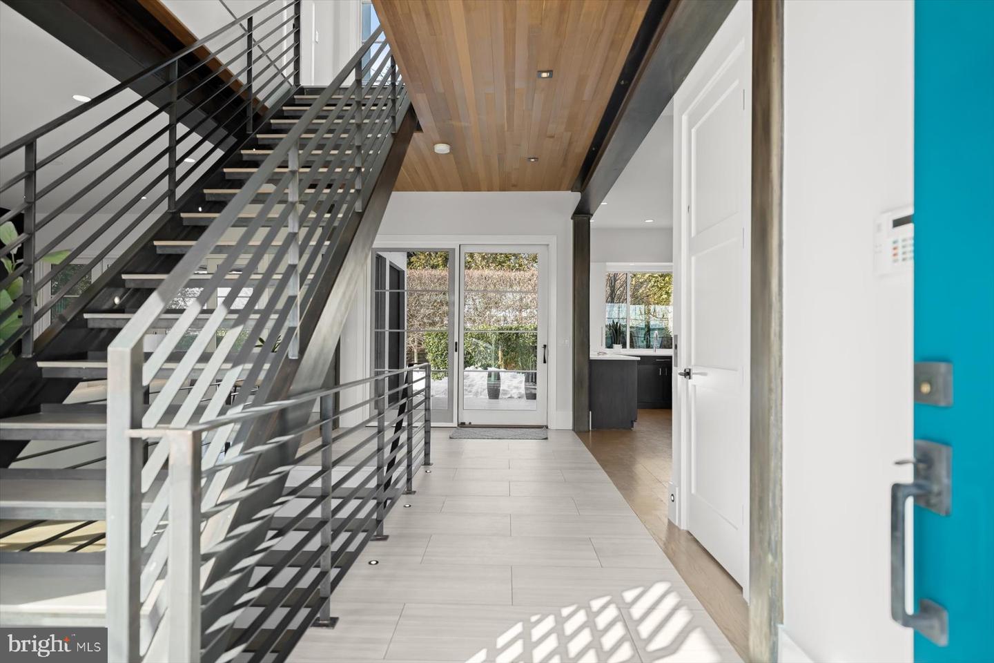 2318 N RICHMOND ST, ARLINGTON, Virginia 22207, 6 Bedrooms Bedrooms, ,6 BathroomsBathrooms,Residential,For sale,2318 N RICHMOND ST,VAAR2067370 MLS # VAAR2067370