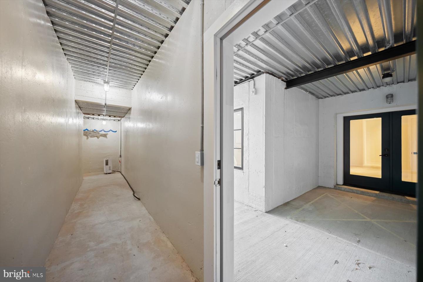 2318 N RICHMOND ST, ARLINGTON, Virginia 22207, 6 Bedrooms Bedrooms, ,6 BathroomsBathrooms,Residential,For sale,2318 N RICHMOND ST,VAAR2067370 MLS # VAAR2067370